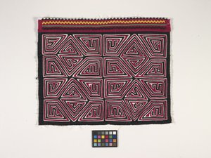 Gömlek Paneli (Mola) (fotoğraf) by Kuna Indian Culture