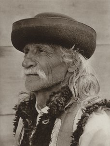 Romanya: Arbora, Eski köylü (s/b fotoğraf)