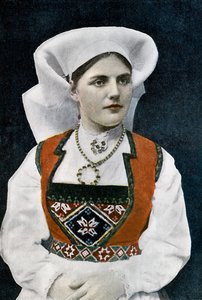 Norveç ulusal kostümü giyen kadın, c1890 by L Boulanger