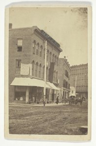 Hamlin  Co. Mağaza by L. Thompson