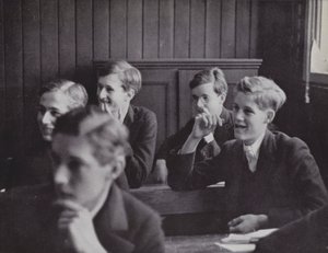 Öğrenmenin daha hafif yanı, New Schools, Eton