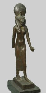 Mısır tanrıçası Sekhmet