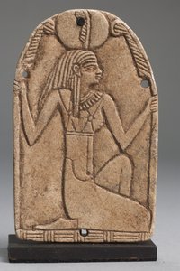 Maat Plaketi (fayans) (ayrıca bkz. 325655, 325656 ve 325658)