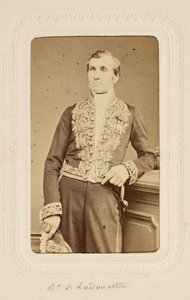  by Leon Crémière and Cie.