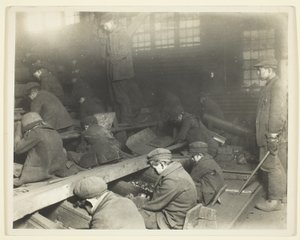  by Lewis Wickes Hine