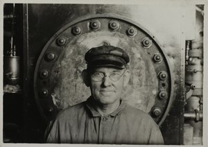  by Lewis Wickes Hine