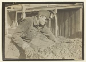  by Lewis Wickes Hine