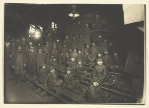  by Lewis Wickes Hine
