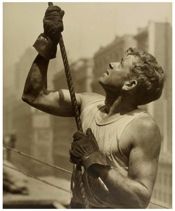 İnşaat işçisi Empire State binası, c.1930 by Lewis Wickes Hine