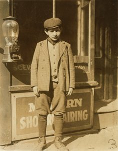  by Lewis Wickes Hine