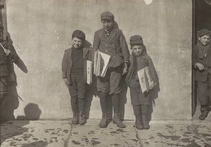  by Lewis Wickes Hine