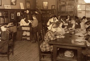  by Lewis Wickes Hine