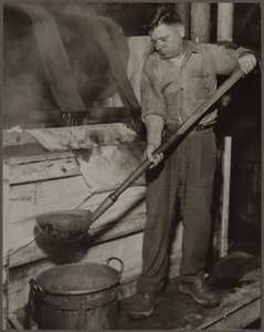 Parça Boyama by Lewis Wickes Hine