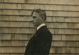  by Lewis Wickes Hine