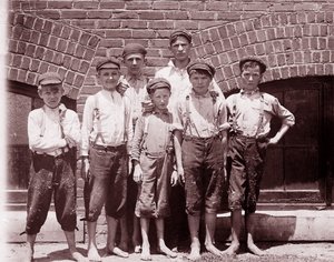 Bilinmeyen resim by Lewis Wickes Hine