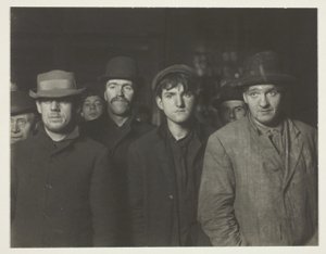  by Lewis Wickes Hine