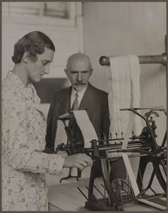 İplik Kontrolü by Lewis Wickes Hine