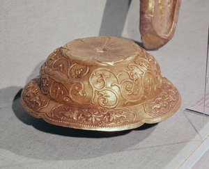 At koşum takımından süs, MS 959 dolayları (altın gümüş)
