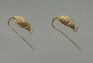 Bir çift altın küpe, Liao Hanedanlığı, 10-11. yüzyıl