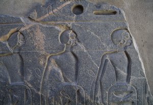 Mahkumları tasvir eden kabartma, Luksor Tapınağı, Thebes (UNESCO Dünya Mirası Alanı) by Unbekannt Unbekannt