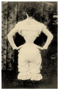 Korse giyen kadın c.1865 (fotoğraf) by Unbekannt Unbekannt