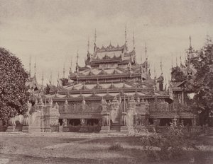 Amarpura: Maha-yung-mye-liye-harika Kyong by Linnaeus Tripe
