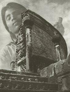 Gözler burada değil (s/b fotoğraf)