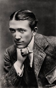 Gerald Du Maurier 1873-1934, İngiliz aktör ve tiyatro yöneticisi, 20. yüzyılın başlarında.