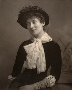 Cissy Grahame, İngiliz aktris, 1882 by London Stereoscopic and Photographic Co