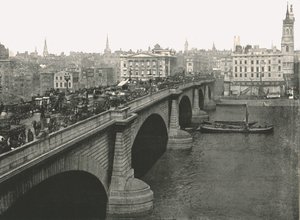 Kuzeye bakan Londra Köprüsü, 1895. by London Stereoscopic and Photographic Co