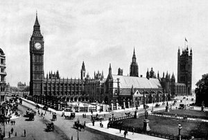 Parlamento Binası ve Westminster Hall, Parlamento Meydanı