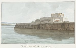 Gezicht op kasteel van Brucoli, 'La Bruca' Kale della Brucca'nın yerden çekilmiş görünümü (nesne üzerindeki başlık) İtalya, Sicilya ve Malta'da seyahatler - 1778 (dizi başlığı)