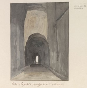 Ingang van grot Crypta Neapolitana (Grotta di Posillipo'dan) aan de kust van Pozzuoli Pozzuoli tarafından Pausilype Mağarası'na giriş (nesne üzerindeki başlık) İtalya, Sicilya ve Malta'da Seyahatler - 1778 (dizi başlığı)