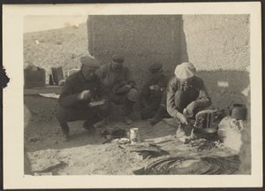 [Kamp Ateşi Yemeği] by Louis Fleckenstein