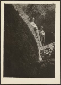  by Louis Fleckenstein