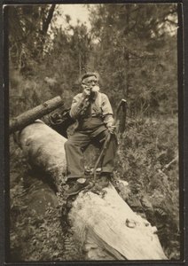  by Louis Fleckenstein