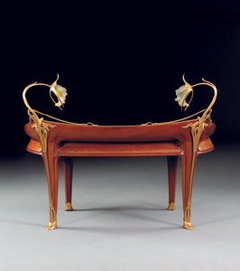 "Orkide" masası, c.1903
