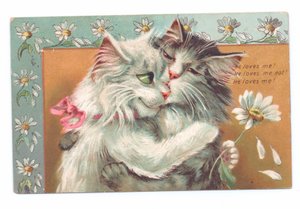 Birbirine sarılan iki kediyi gösteren Edward dönemi kartpostalı, 1910 dolayları by Louis Wain