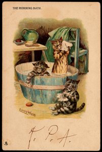Sabah banyosu. İnsan duruşundaki hayvanlar. Bir leğende banyo yapan kediler. Posta kartı. Büyük gözlü kedileri tasvir etmesiyle tanınan İngiliz sanatçı Louis Wain (1860-1939) tarafından yapılan kromolitograf. 20. yüzyılın başı. Toplamak by Louis Wain