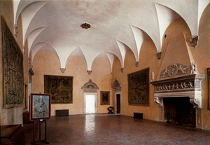 Dük Federico da Montefeltro (Frederic de Montefeltre, Urbino Dükü (Urbino) tarafından mimar Luciano Laurana (1420-1479) tarafından tasarlanan ve Francesco di Giorgio Martini tarafından tamamlanan) Dük Sarayı