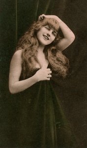 Kadın, c1918. by MACA