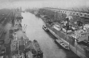 Kuzeyin Büyük Bir Rıhtımı, Denizden Otuz Dört Mil ve Yine Bir Liman, c1935 by Manchester Ship Canal Company