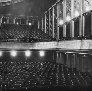 Berlin: Filmpalast Atrium, oditoryumun bir parçası; Film Palace Atrium, oditoryumun bir parçası (s/b fotoğraf)