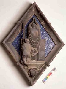 Eucharist, Campanile'den kabartma karo (mermer ve seramik)