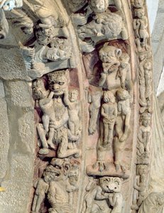 Cehennem taşı sahneleri ile Portico de la Gloria