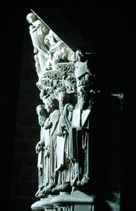 Eski Ahit peygamberleri (taş) ile Portico de la Gloria