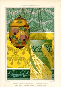 Tavus Kuşu, Kelebekler ve Güvercinlerle Art Nouveau Dekoratif Objeler (taş baskı) by Maurice Pillard Verneuil