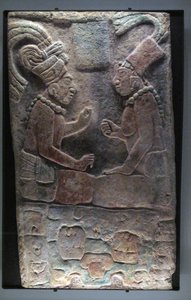 İki oturan adam, El Chicozapote, Usumacinta, Geç Klasik Dönem, MS 600-900 by Mayan
