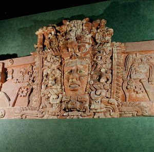 Mimari Maske, Campeche, Yucatan Yarımadası, Meksika (sıva) by Mayan Mayan