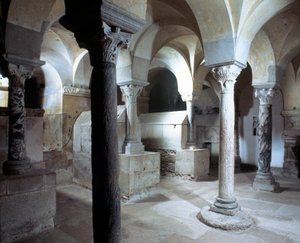 Merovenj Sanatı: Jouarre Manastırı
